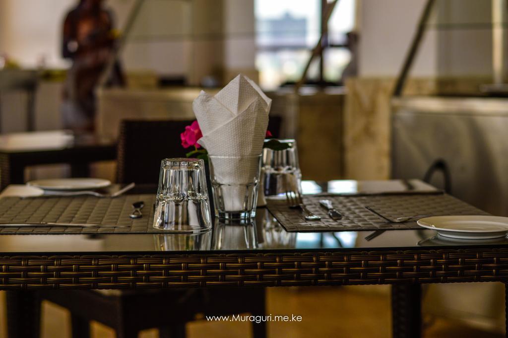 Eddy Suites, Emeli Hotel Найроби Экстерьер фото